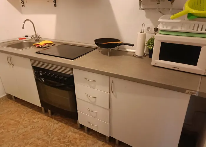 Bedroom With Private Bathroom And Two-Bedroom Family Suite In Quiet Forest Country House 80M2 Large Swimming Pool Music Town Lliria The Garden And Swimmingpool And Garden Are Shared